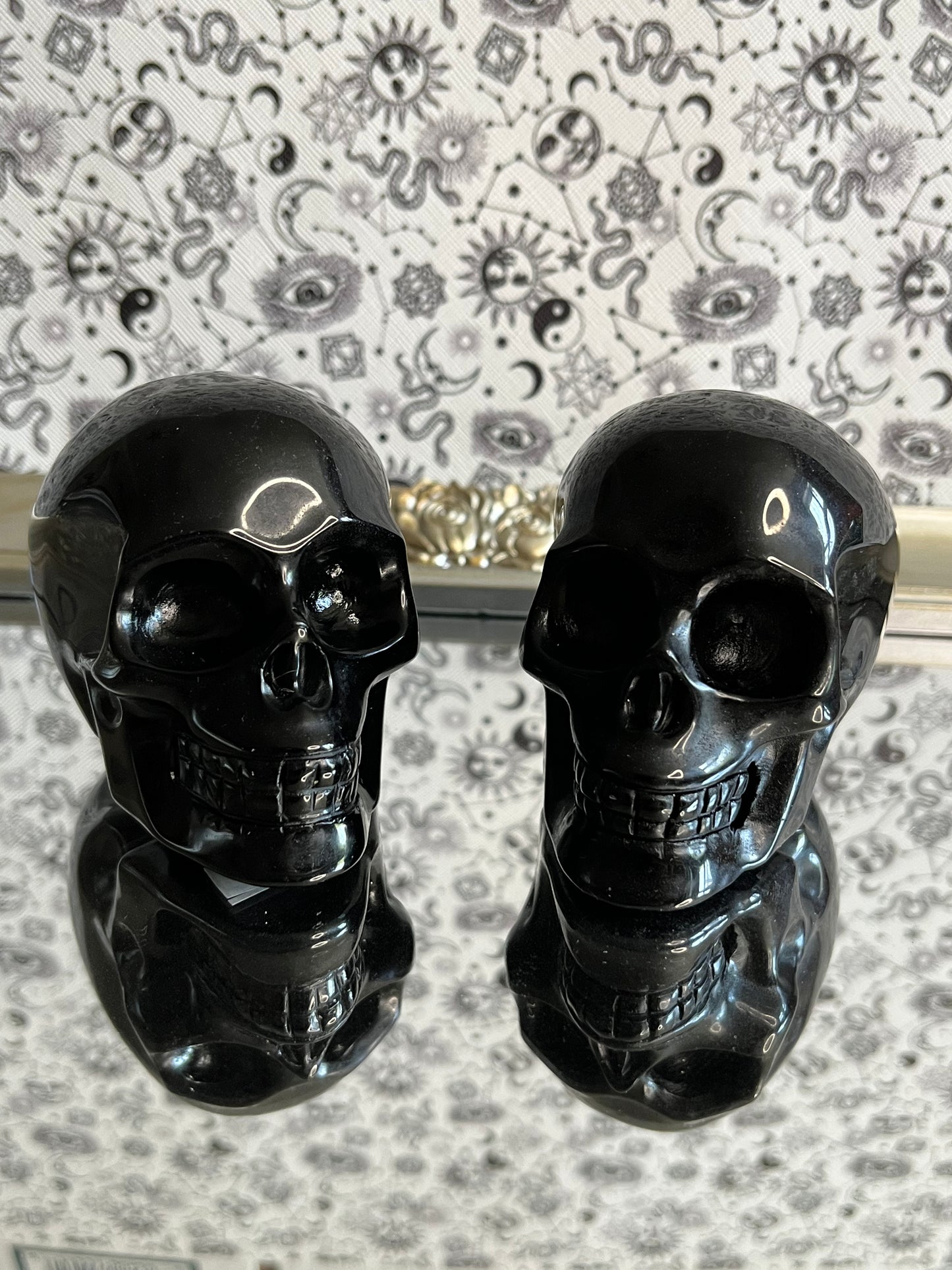 Black Obsidian Skull