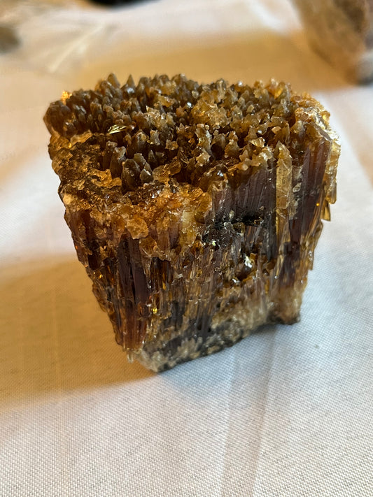 Amber calcite raw