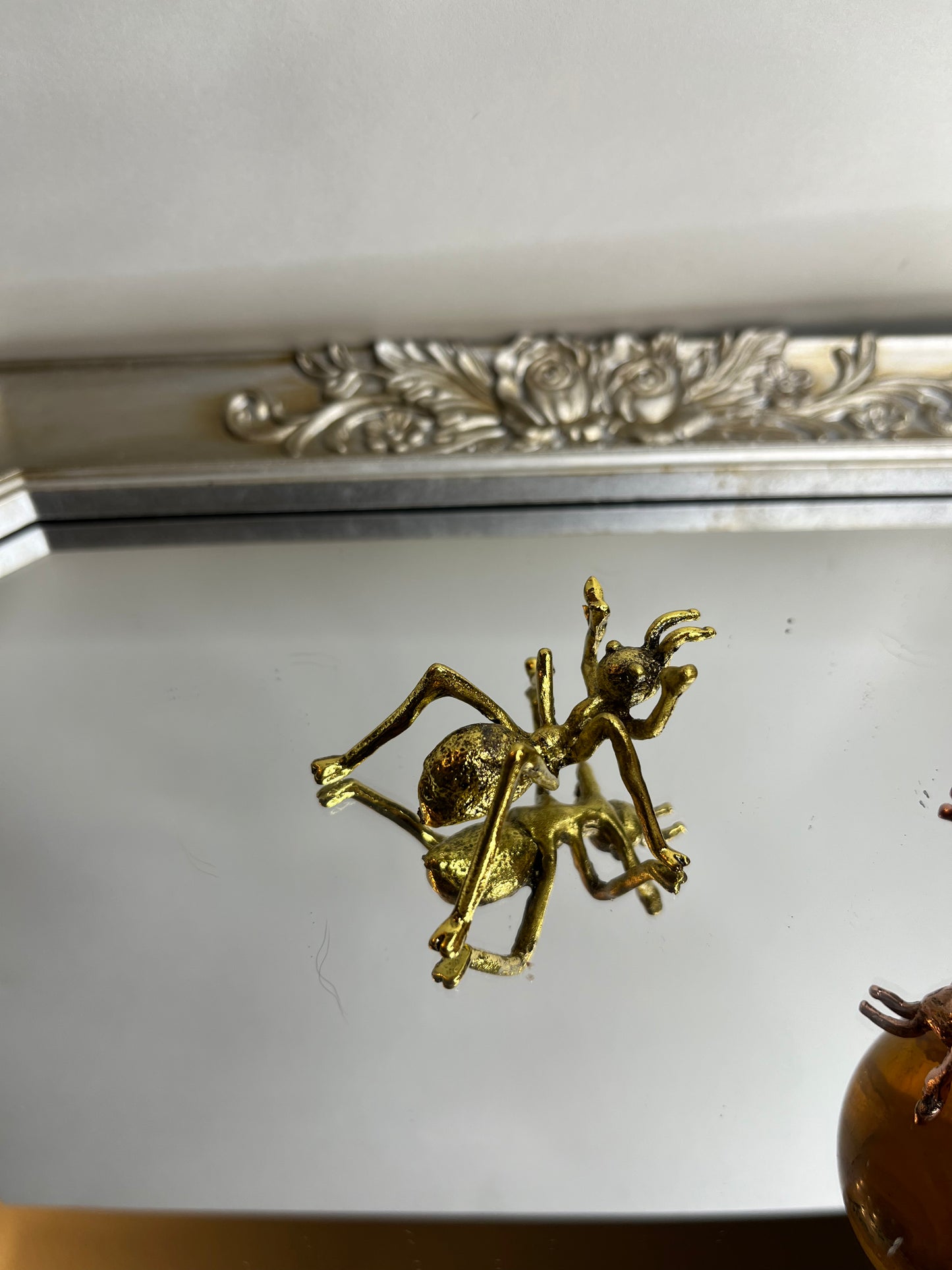 Ant Sphere Holders