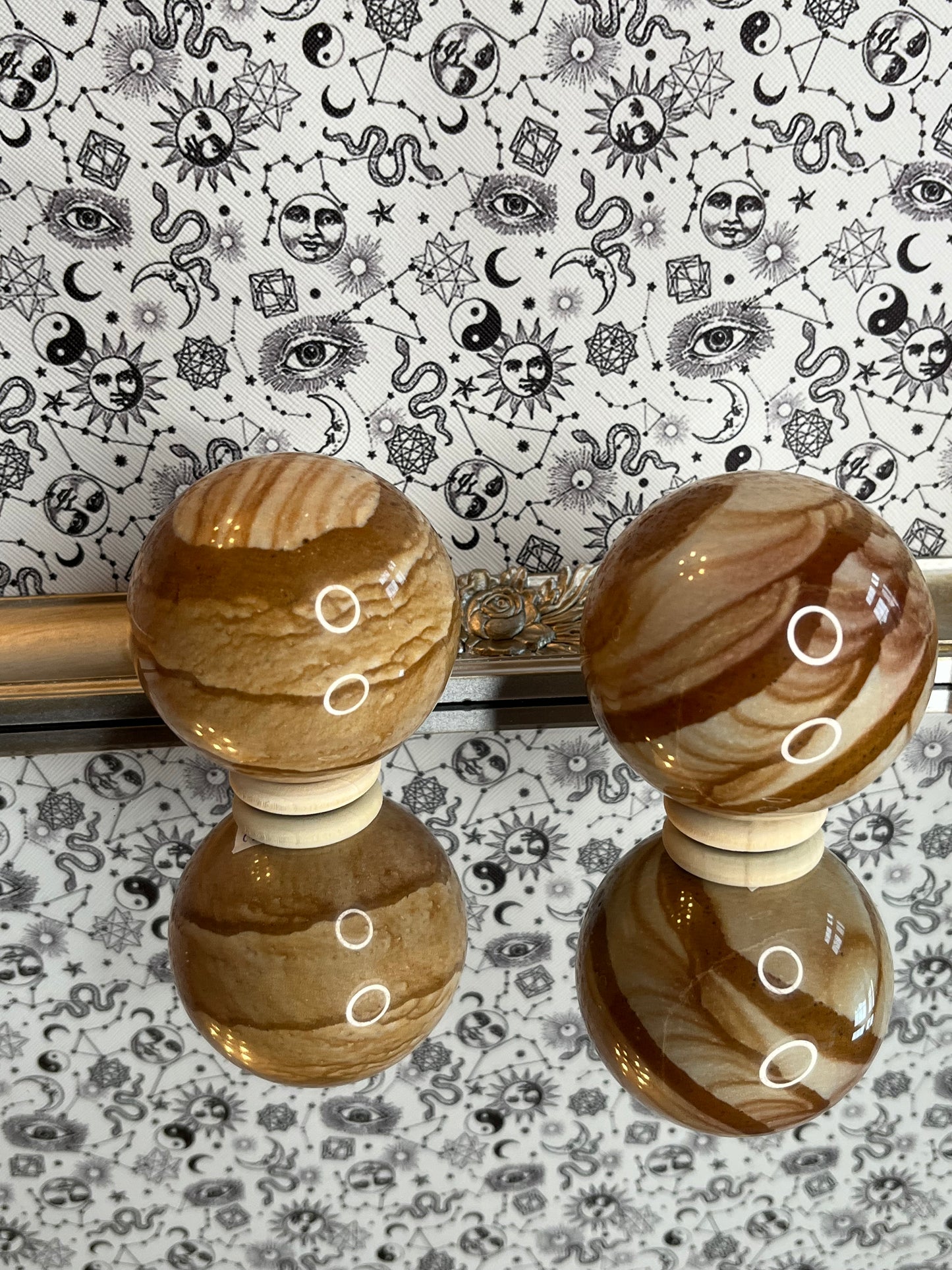 Serpeggiante Sphere
